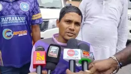 ଅନୁଗୋଳ: ଦୁଇ ଖେଳାଳିଙ୍କୁ ନିଉ ମୋସନ ହ୍ବିଲ ଚେୟାର ଦେବା ପାଇଁ ଅଭିଯୋଗ କରି ସର୍କିଟ ହାଉସ ଠାରେ ପ୍ରତିକ୍ରିୟା ରଖିଲେ ଧୃବ ଚରଣ ପ୍ରଧାନ