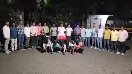 नगर: पालावर दरोडा टाकणारी टोळी जेरबंद :स्थानिक गुन्हे शाखेची पांढरीपुल येथे कारवाई