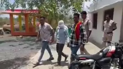 गुना नगर: जिले में नशा माफियाओं पर पुलिस की कार्रवाई