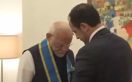 साइप्रस ने मोदी जी को अपने सर्वोच्च नागरिक पुरस्कार ग्रैंड क्रॉस ऑफ द ऑर्डर ऑफ माकारियोस से सम्मानित किया।