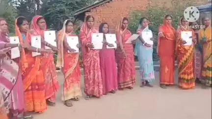 मुरहू: ग्राम कुंजला में संकल्प सभा का आयोजन किया गया