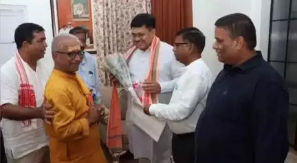 ରାୟଗଡା: ଭୁବନେଶ୍ୱରରେ ଆଇନ ମନ୍ତ୍ରୀ ଓ ରାଜସ୍ୱ ମନ୍ତ୍ରୀଙ୍କୁ ଭେଟିଲେ ଗୁଣୁପୁରର ଏକ ପ୍ରତିନିଧି ଦଳ