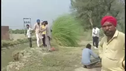 ਅਬੋਹਰ: ਬੱਲੂਆਣਾ ਵਿਖੇ ਲੰਬੀ ਮਾਈਨਰ ਵਿੱਚ ਪਿਆ ਪਾੜ, ਖੇਤਾਂ ਵਿੱਚ ਫੈਲਿਆ ਪਾਣੀ #jansamasya