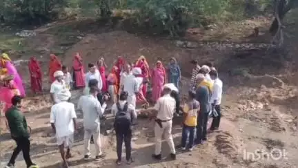 राजसमंद: राजसमंद के कलक्टर एवं सीईओ ने भेरुनाथ नर्सरी देवथड़ी का दौरा किया, जल संरक्षण गतिविधियों में लिया भाग