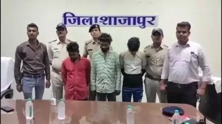 शाजापुर: बोलेरो चोरी करने वाले 5 आरोपी गिरफ्तार, चोरी की ₹12 लाख की बोलेरो ज़ब्त: एसपी का मुख्यालय पर खुलासा