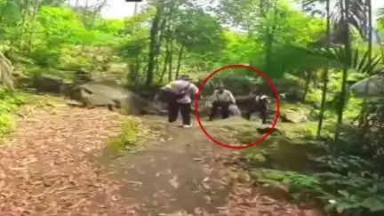 राऊ: सोनम और राजा रघुवंशी का एक और वीडियो सोशल मीडिया पर वायरल, शिलॉन्ग की पहाड़ी पर चढ़ते हुए दिखे