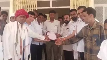 गंगधार: चौमहला में अघोषित विद्युत कटौती को लेकर कांग्रेस कार्यकर्ताओं में उमड़ा आक्रोश, सौंपा ज्ञापन