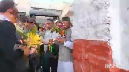 रोहड़ू: रोहडू पहुंचे महामहिम राज्यपाल शिव प्रताप शुक्ल, क्षेत्र के लोगों से किया अनुरोध- नशे से रहें दूर