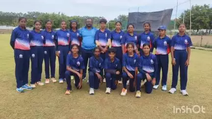 జోనల్ స్థాయికి ఎంపికైన ఆళ్లగడ్డ క్రీడాకారిణి విశ్వ  హర్షిని