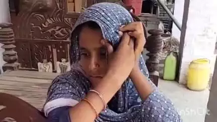 मढ़ौरा: ओल्हनपुर की महिला ने पति पर मारपीट और प्रताड़ना का आरोप लगाते हुए थाने में शिकायत दर्ज कराई