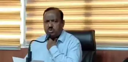 पंचकूला: हरियाणा चुनाव आयोग के कमिश्नर धनपत सिंह ने पंचायत व जिला परिषद उपचुनाव को लेकर की पत्रकार वार्ता