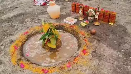 ஆரணி: திருவண்ணாமலை மாவட்டம் ஆரணி அருகே அண்ணா கிராம மறுமலர்ச்சி திட்டத்தின் கீழ் ஊராட்சி மன்ற அலுவலக புதிய கட்டிடம் துவக்கம்