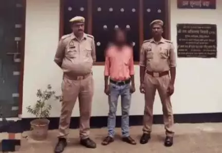 बांसी: खेसरहा पुलिस ने मारपीट के मामले में एक वारंटी को टीकुर गांव से गिरफ्तार कर न्यायालय भेजा