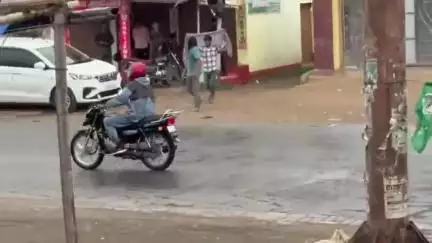 गोड्डा: गोड्डा में झमाझम बारिश से गर्मी से राहत, मौसम विभाग ने झारखंड के कई जिलों में बारिश की संभावना जताई