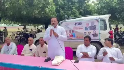 इटवा: गैंसडा के बउरहवा बाबा मंदिर परिसर में भाजपा ने पंचायत चौपाल कार्यक्रम का आयोजन किया