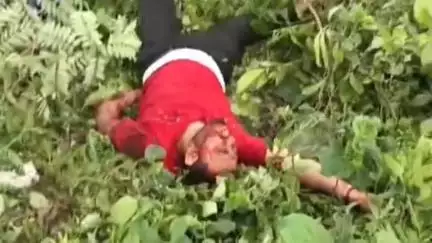 গোয়ালপোখর ২: চাকুলিয়া থানার হাটয়ার এলাকায় জাতীয় সড়কে বাইক দুর্ঘটনায় গুরুতর আহত ১ যুবক