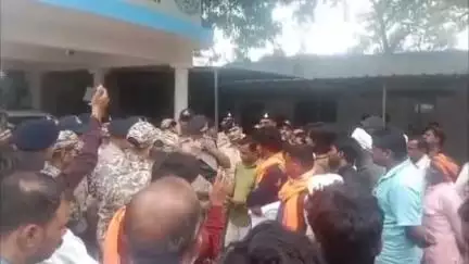शिवपुरी नगर: बिजरौंनी में ज़मीन पर टपरिया डालने को लेकर विवाद, 5 लोगों ने परिवार के 5 सदस्यों से की मारपीट