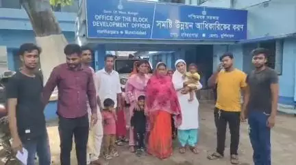 হরিহরপাড়া: সদানন্দপুর ICDS কেন্দ্রের বিরুদ্ধে বিস্ফোরক অভিযোগ, শিক্ষিকাকে সরানোর দাবিতে বিডিওকে ডেপুটেশন স্থানীয়দের #jansamasya