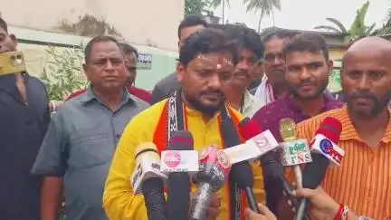 କେନ୍ଦ୍ରାପଡା: ମାର୍ଶାଘାଇ ମହାକାଳପଡା ଅଞ୍ଚଳରେ ବିଦ୍ୟୁତ ଜନିତ ଅବ୍ୟବସ୍ଥା ଦୂରପାଇଁ ବିଭାଗୀୟ ପଦକ୍ଷେପ ଉପରେ ମହାକାଳପଡାରେ ପ୍ରତିକ୍ରିୟା ରଖିଲେ ବିଧାୟକ