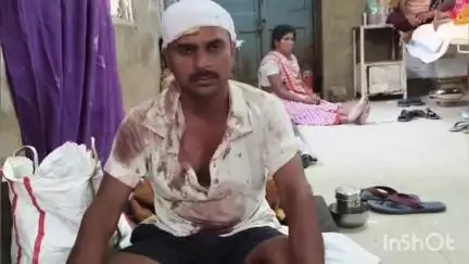 करायपरसुराय: ग्वलविगहा में मारपीट, एक व्यक्ति जख्मी, 9 लोगों पर प्राथमिकी दर्ज, अभियुक्त की गिरफ्तारी की मांग