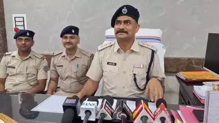 सिमडेगा: बोलबा के समसेरा चर्च में धर्मगुरुओं से मारपीट मामले में पुलिस ने तीन अभियुक्तों को किया गिरफ्तार