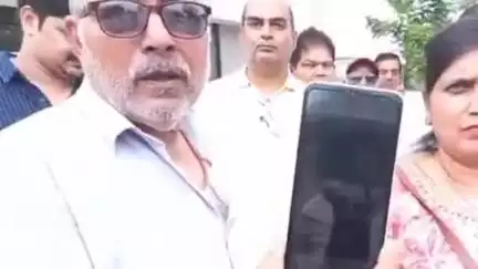 हुज़ूर: अग्रवाल और वैश्य समाज के लोगों ने बाइकर्स गैंग को पकड़ने की मांग को लेकर SP को सौंपा ज्ञापन