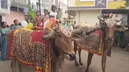बसमत: पळसगाव जिल्हा परिषद प्राथमिक शाळेत प्रवेशोत्सवाला आमदार राजू नवघरे यांची उपस्थिती