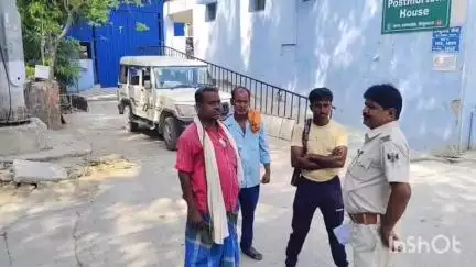 बेगूसराय: बखरी-मंझौल मार्ग पर गोरियारी में वाहन की टक्कर से बच्ची की हुई मौत, सदर अस्पताल में हुआ पोस्टमार्टम
