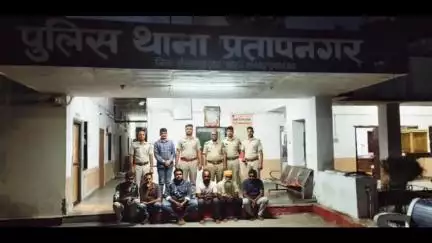 भीलवाड़ा: प्रताप नगर थाना पुलिस ने करीब ₹6 करोड़ का कपड़ा मंगवाकर खुर्द-बुर्द करने के मामले में 6 आरोपियों को किया गिरफ्तार