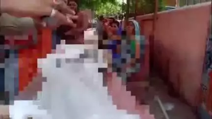 ठकुराइन खेड़ा में अनियंत्रित बाइक सवार ने साइकिल सवार को मारी टक्कर, तीन घायल, एक की परीक्षण के दौरान मौत