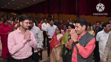 बलौदाबाज़ार: जिला ऑडिटोरियम बलौदाबाजार में जिला स्तरीय शाला प्रवेश उत्सव कार्यक्रम का आयोजन किया गया, राजस्व मंत्री हुए शामिल
