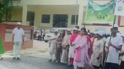 कानपुर: चंद्रशेखर आजाद कृषि एवं प्रौद्योगिकी विश्वविद्यालय में अंतर्राष्ट्रीय योग दिवस के अवसर पर आयोजित हुआ मैराथन