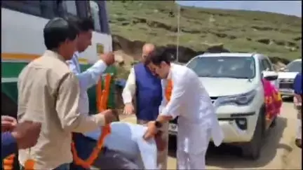 ओट: लोक निर्माण मंत्री ने विख्यात पर्यटन स्थल पराशर में सरानाहुली मेले के समापन समारोह की अध्यक्षता की
