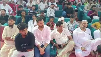 कन्नौज: कुसुमखोर में तीन दिवसीय उर्स का हुआ समापन, आखिरी दिन लगी जायरीनों की भीड़