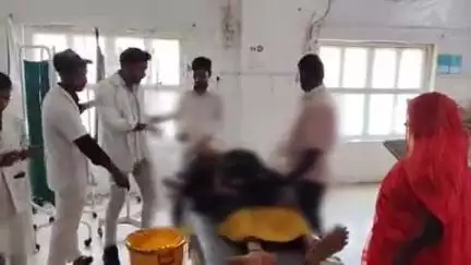 इटावा: विक्रमपुर गांव में पति से कहासुनी के बाद पत्नी ने कीटनाशक दवा का सेवन किया, जिला अस्पताल में उपचार जारी