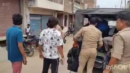 अलीगंज: धर्म परिवर्तन के आरोप में अलीगंज पुलिस ने तहरीर के आधार पर दर्ज किया मुकदमा, आरोपियों को भेजा गया न्यायिक हिरासत में