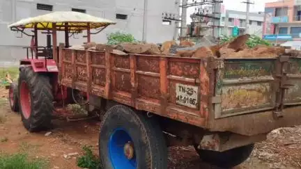 அரூர்: சிந்தல் பாடியில் அனுமதியின்றி கல் ஓட்டிய டிரக்டர் சுங்கத்துறை அதிகாரிகள் பறிமுதல்