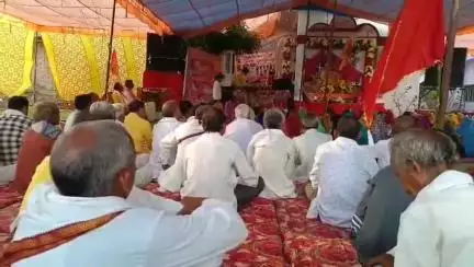 साईं खेड़ा: ग्राम खैरी में चल रही श्रीमद्भागवत कथा के चौथे दिन बड़ी संख्या में श्रद्धालु कथा सुनने पहुंचे, धर्म लाभ लिया