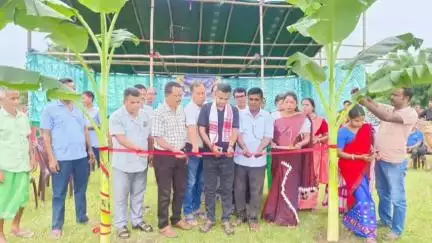 বিজনী ভাগ: ২ নং ছাতিয়ানগুৰিত বড়োলেণ্ড চিইএম কাপ ফুটবল প্ৰতিযোগিতাৰ শুভ উদ্বোধন কৰে বিজনীৰ বিধায়ক অজয় কুমাৰ ৰায়ে