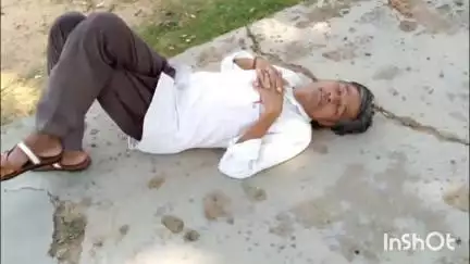 उदयपुर: ग्राम देव टिकरा की शासकीय प्राथमिक शाला बंद कर शराब के नशे में धुत शिक्षक का वीडियो सोशल मीडिया पर हो रहा वायरल
