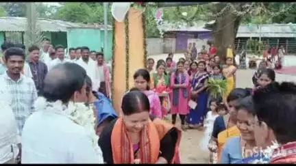 ମାଥିଲି: ମାଲକାନଗିରି ଜିଲ୍ଲା ଗୋବିନ୍ଦପଲ୍ଲୀ ପଞ୍ଚାୟତ ଅନ୍ତର୍ଗତ ନାୟକଗୁଡା ଠାରେ ବିଜେପି ପକ୍ଷ୍ୟରୁ ସଂକଳ୍ପ ସମାରୋହ ଅନୁଷ୍ଠିତ