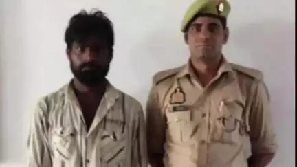 अमरोहा: गांव सुदनपुर से पुलिस ने अवैध शराब के मामले में फरार एक आरोपी को गिरफ्तार किया, न्यायालय में किया पेश