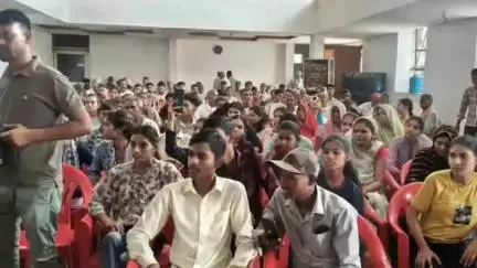 बड़ी सादड़ी: बड़ी सादड़ी क्षेत्र में जिला स्तरीय मेघवाल समाज द्वारा प्रतिभा सम्मान समारोह का आयोजन किया गया