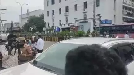 புரசைவாக்கம்: கட்டப்பஞ்சாயத்து செய்யவா மக்கள் ஓட்டுப் போட்டார்கள் - உயர்நீதிமன்றம் நீதிபதி ஜெகன்மூர்த்திக்கு சரமாரி கேள்வி