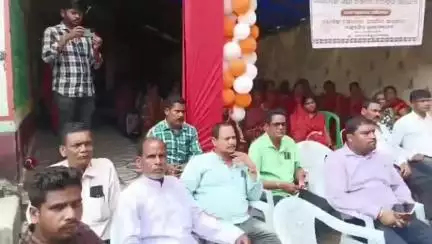 ହିନ୍ଦୋଳ: ବାଙ୍ଗୁରସିଂହ ଗ୍ରାମପଞ୍ଚାୟତଠାରେ ବିକାଶ ବାହନ ରଥକୁ ବିପୁଳ ସ୍ବାଗତ ସମ୍ବର୍ଦ୍ଧନା
