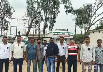 गढ़वा: झारखंड एंबुलेंस कर्मचारी संघ के बैनर तले 108 एंबुलेंस चालकों की सांकेतिक हड़ताल शुरू