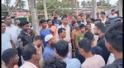 চেঙা: বহৰি বজাৰত জিলা প্ৰশাসনৰ উচ্ছেদ অভিযান, উচ্ছেদস্থলীত উপস্থিত বিধায়ক অশ্ৰাফুল হুছেইন