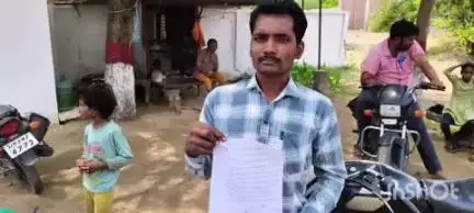 अजीतमल: अयाना थाना क्षेत्र की 5 बच्चों की माँ 4 पुत्रियों को छोड़कर भतीजे के साथ बेटे को लेकर हुई गायब, अहमदाबाद से लौटे पति