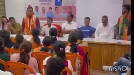 अल्मोड़ा: नगर के एक होटल में हुई भाजपा नगर मंडल की बैठक, वक्ताओं ने केंद्र सरकार की उपलब्धियों को गिनाया