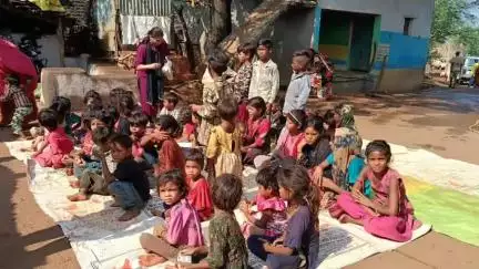 लटेरी: लटेरी के मॉडल स्कूल में योग दिवस पर चल रहे तीन दिवसीय योग प्रशिक्षण शिविर का समापन